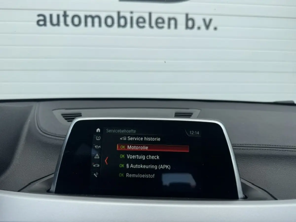 SDrive18i Executive - Sportstoelen - Leder -LED - NAP