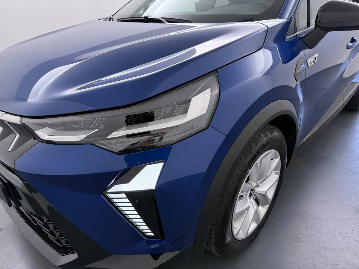 1.8 HEV AT Intense Keyless entry | Stoelverwarming | Climate Control | Privacy glass | achteruitrijcamer | LED-lampen | Cruise control | apple carplay