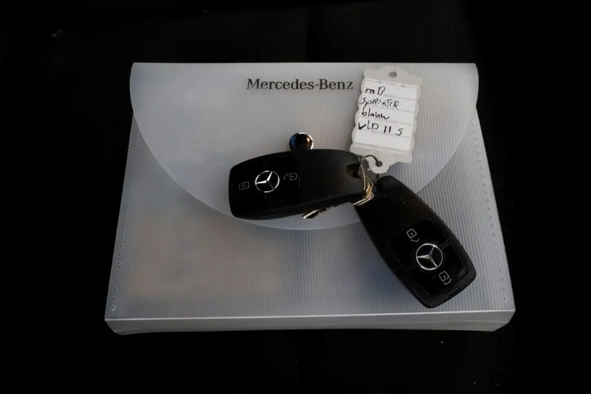 311 CDI 115pk E6 RWD Bakwagen met achterdeuren 2-Persoons 07-2021
