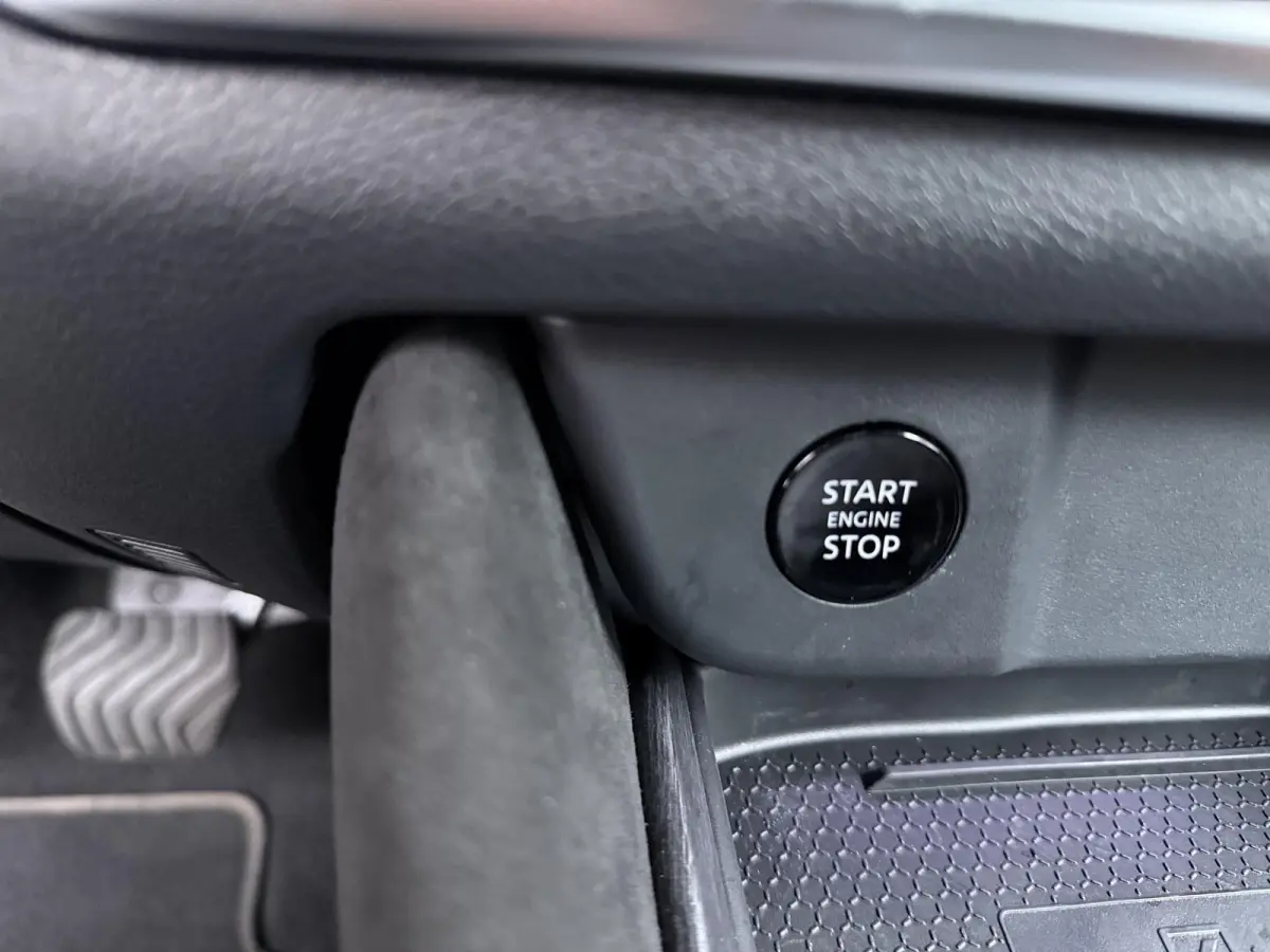 1.3 MHEV Xtronic Tekna Plus | Automaat | Massagestoelen | Head-up Display |