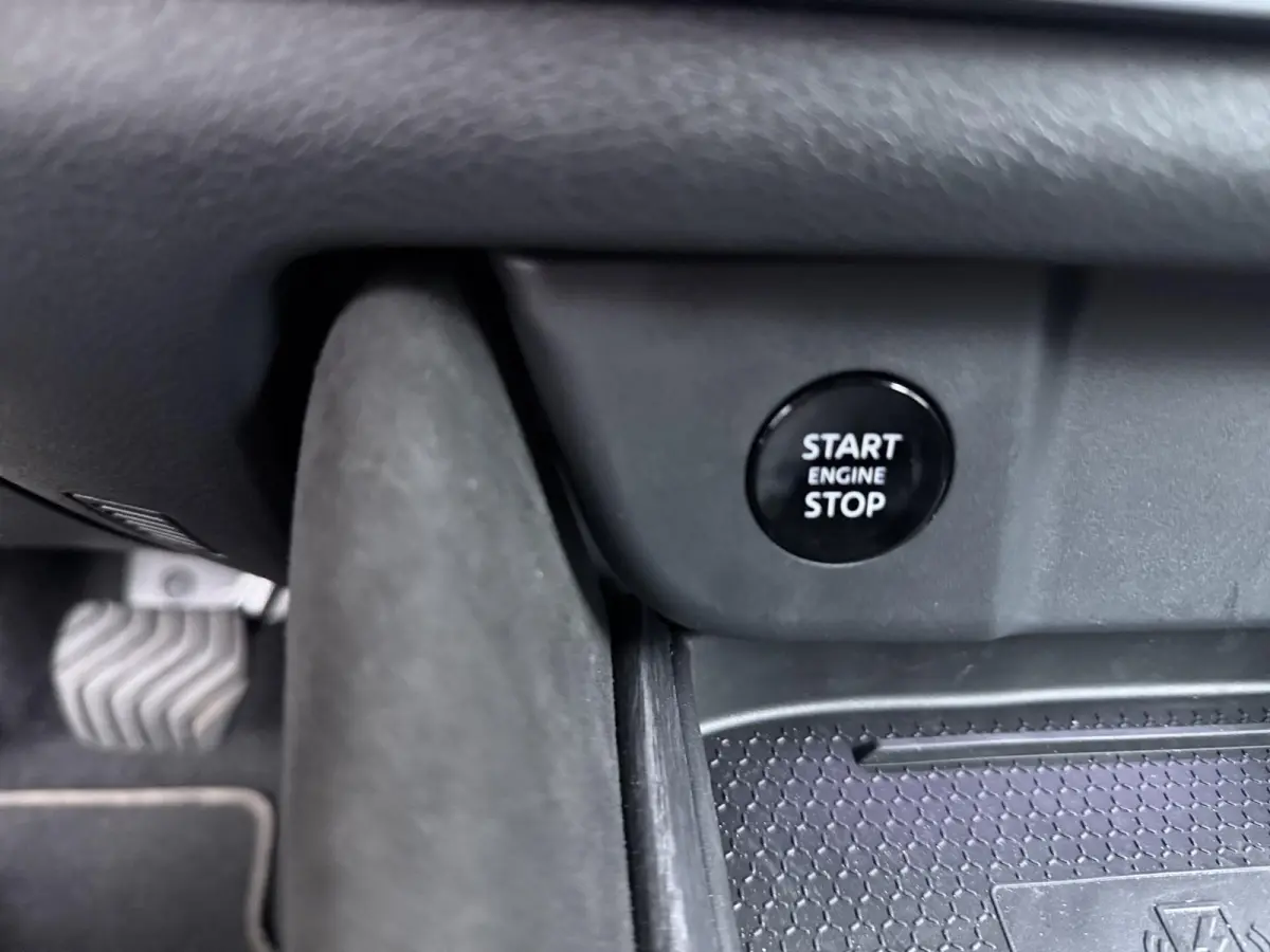 1.3 MHEV Xtronic Tekna Plus | Automaat | Panoramadak | Head-up Display | 360 Camera |