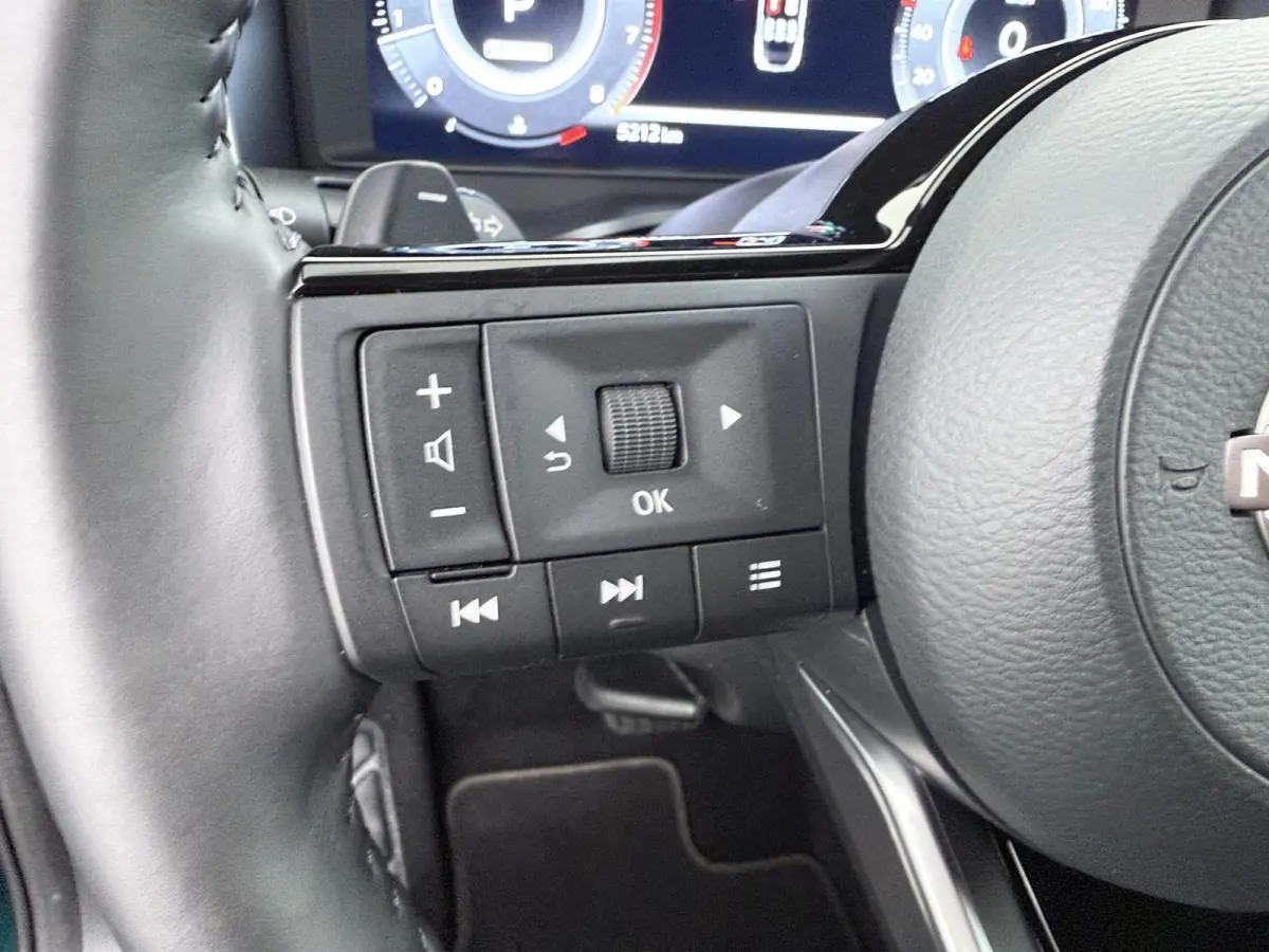 1.3 MHEV Xtronic Tekna Plus | Automaat | Panoramadak | Head-up Display | 360 Camera |
