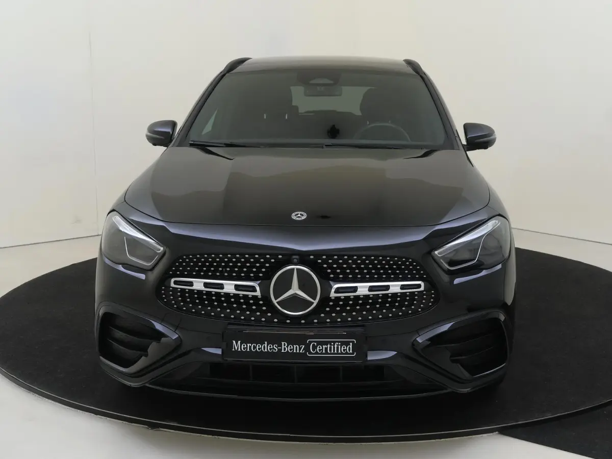 250 e Star Edition AMG Line Plus / Trekhaak / Memory-Stoelen / Headup-display / Panaromadak /
