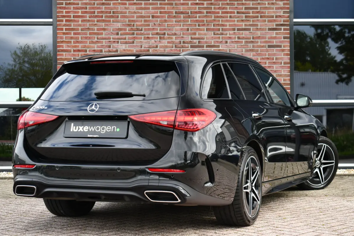 300 e AMG Line Distronic Trekhaak HUD Laser 360