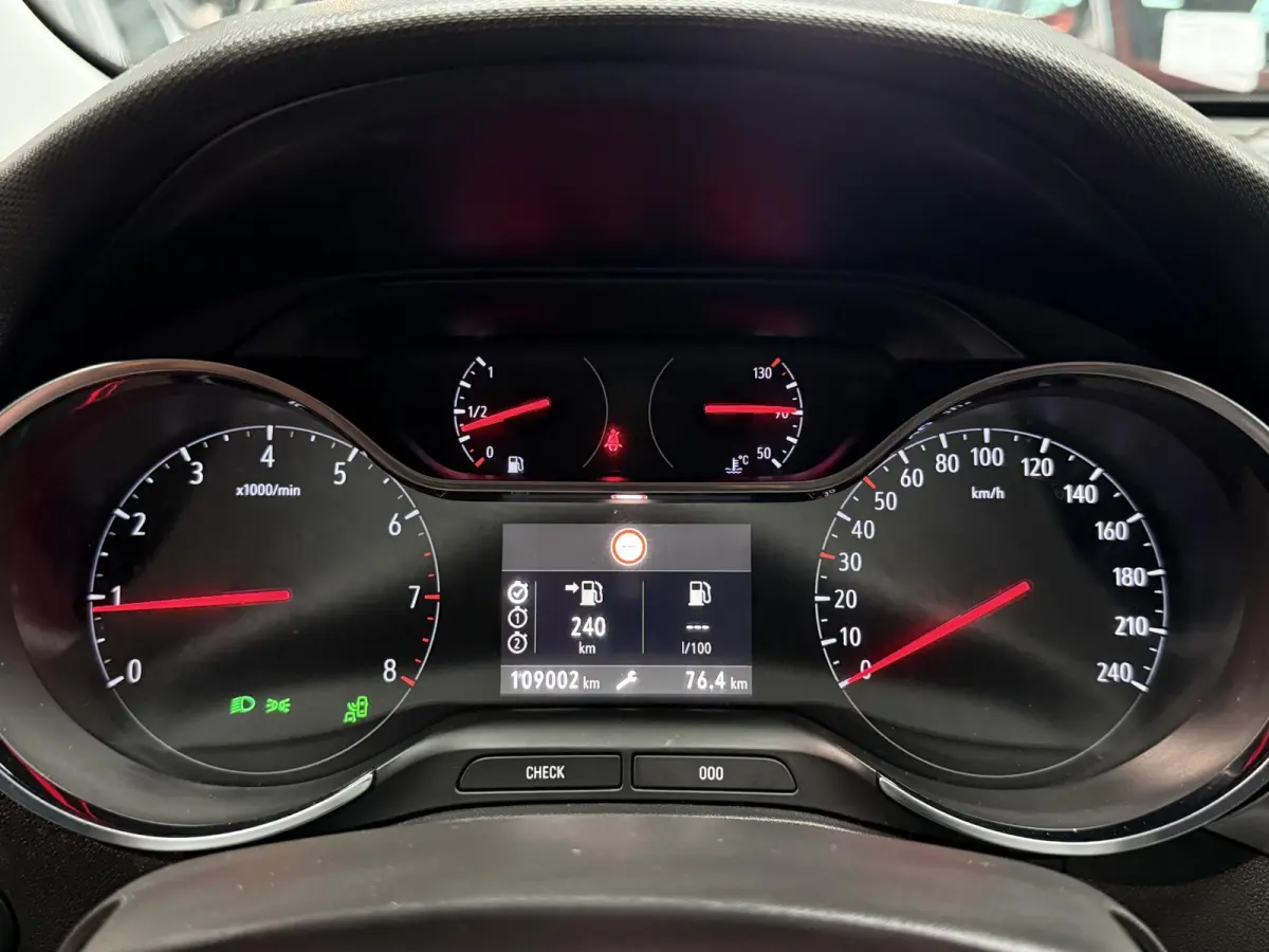 1.2 Turbo Innovation 1e Eigenaar|Carplay|Navi|Camera|Clima|Trekhaak|PDC V+A|D-riem vv in 2023|APK tot 07-2027
