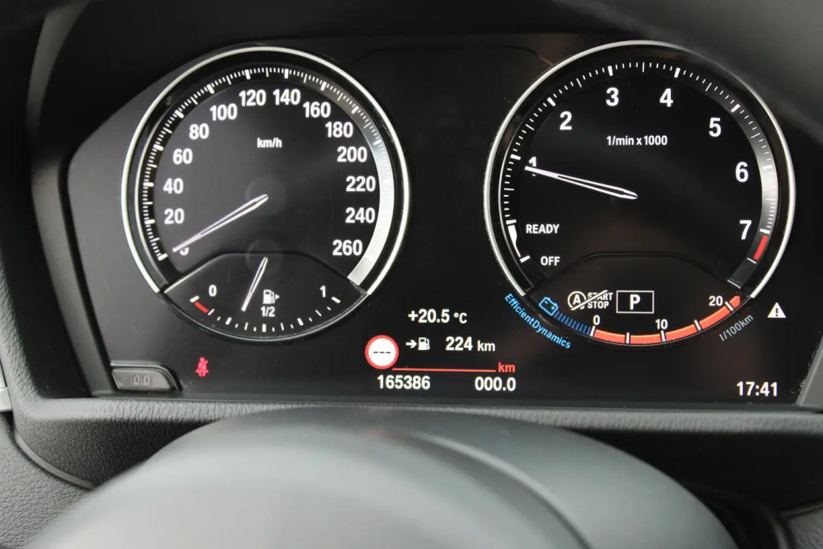 sDrive18i Camera | Stoelverwarming | Navi | Leder | Stoelverwarming | Sportline | Zwarte Velgen | DAB