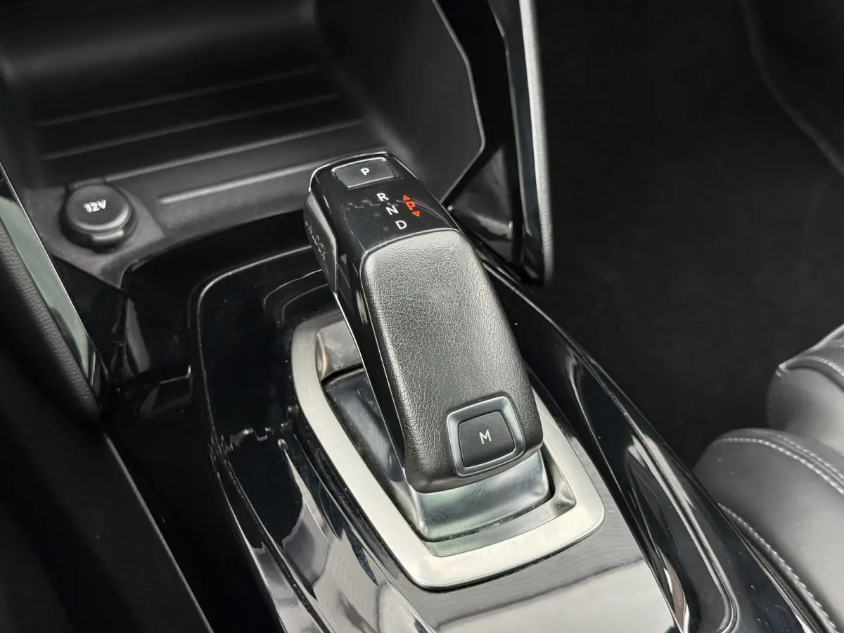 1.2 PureTech GT 1e Eigenaar|Pano|Carplay|i-Cockpit|Camera|Stoelverw|PDC V+A|Navi|APK tot 07-2028