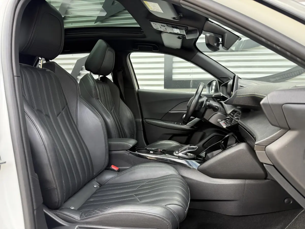 1.2 PureTech GT 1e Eigenaar|Pano|Carplay|i-Cockpit|Camera|Stoelverw|PDC V+A|Navi|APK tot 07-2028