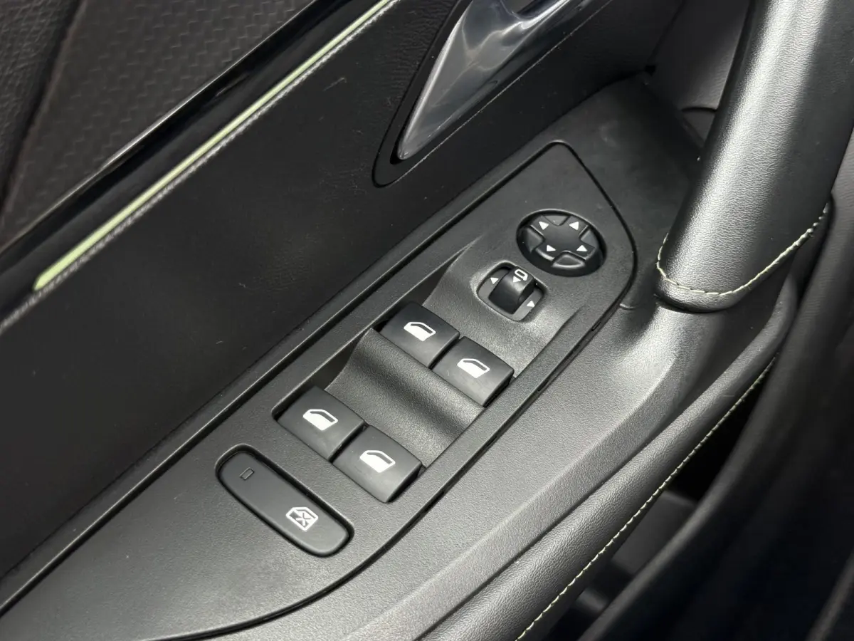 1.2 PureTech GT 1e Eigenaar|Pano|Carplay|i-Cockpit|Camera|Stoelverw|PDC V+A|Navi|APK tot 07-2028