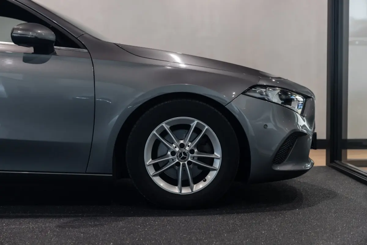 160 Business Sol. | Camera | CarPlay :