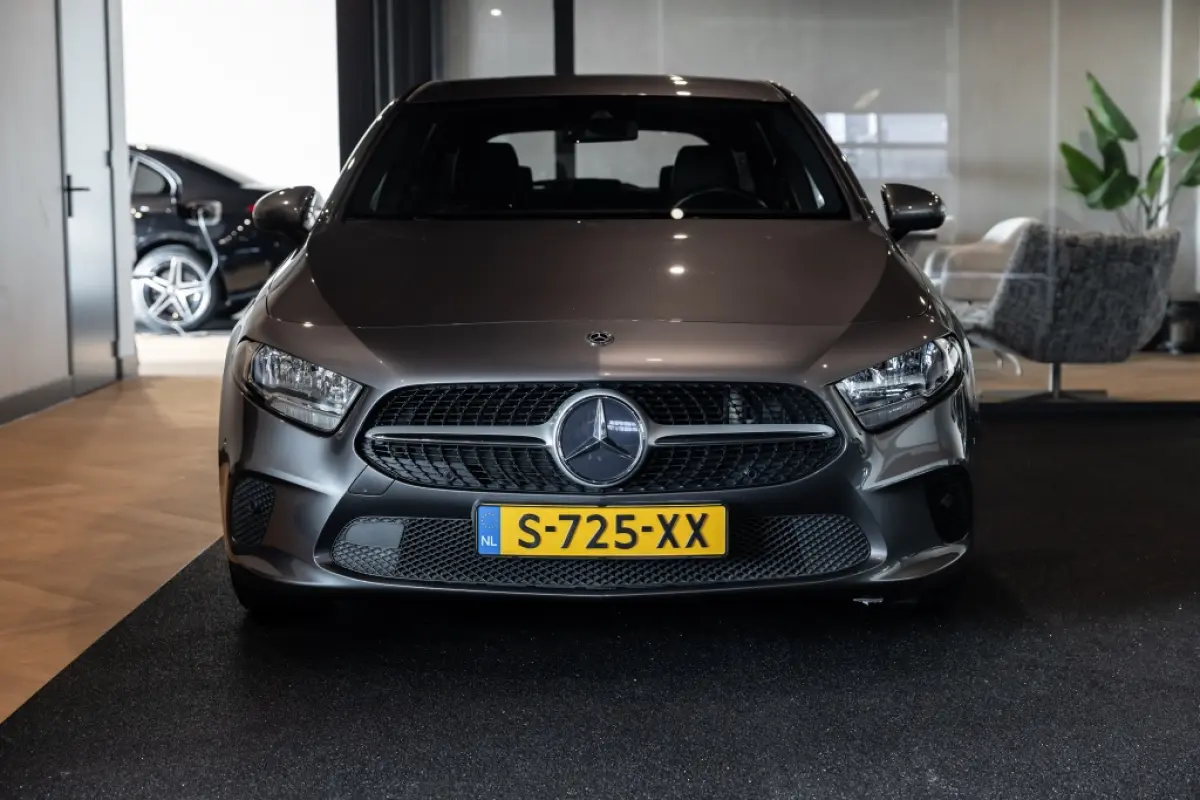 160 Business Sol. | Camera | CarPlay :