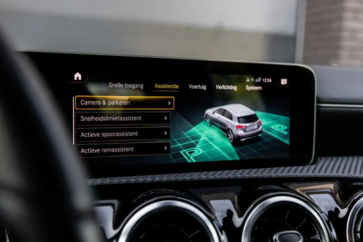 160 Business Sol. | Camera | CarPlay :