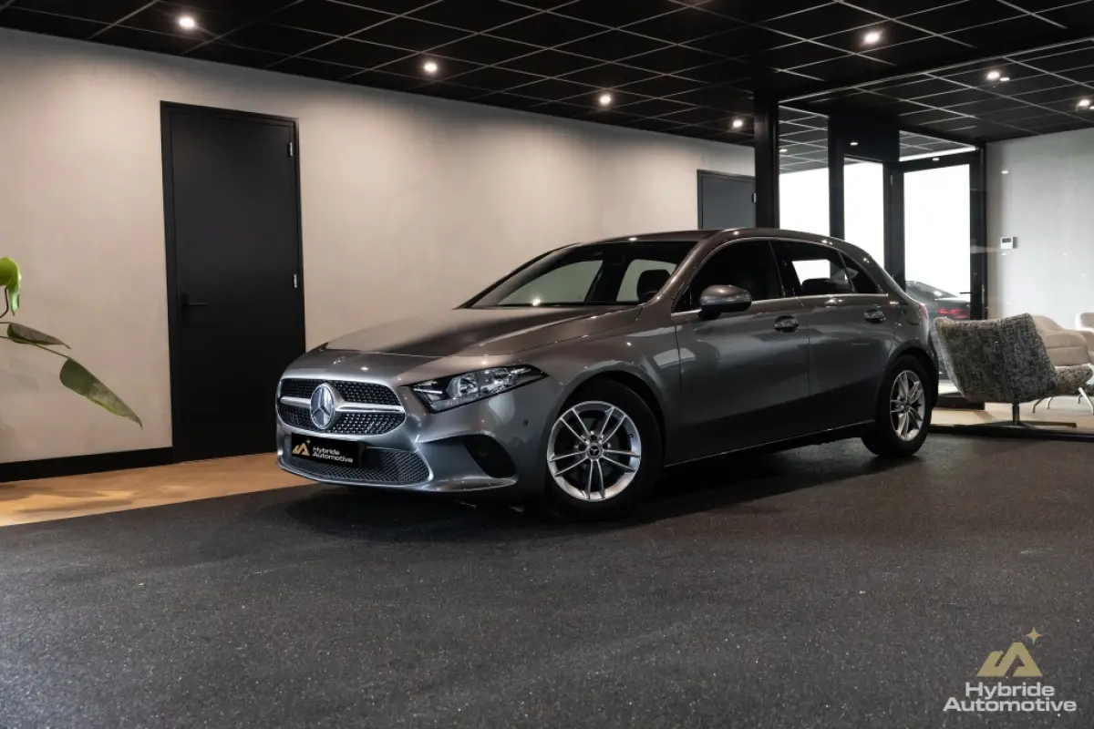 160 Business Sol. | Camera | CarPlay :