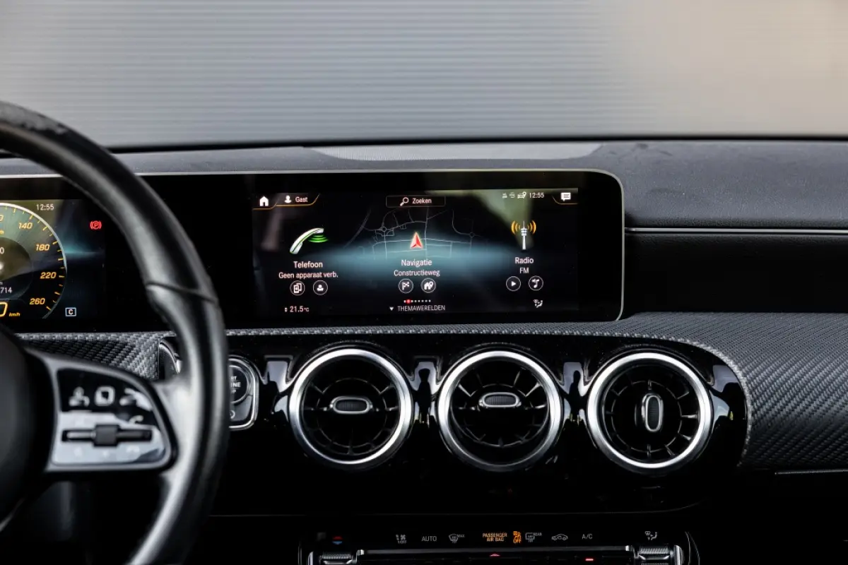 160 Business Sol. | Camera | CarPlay :