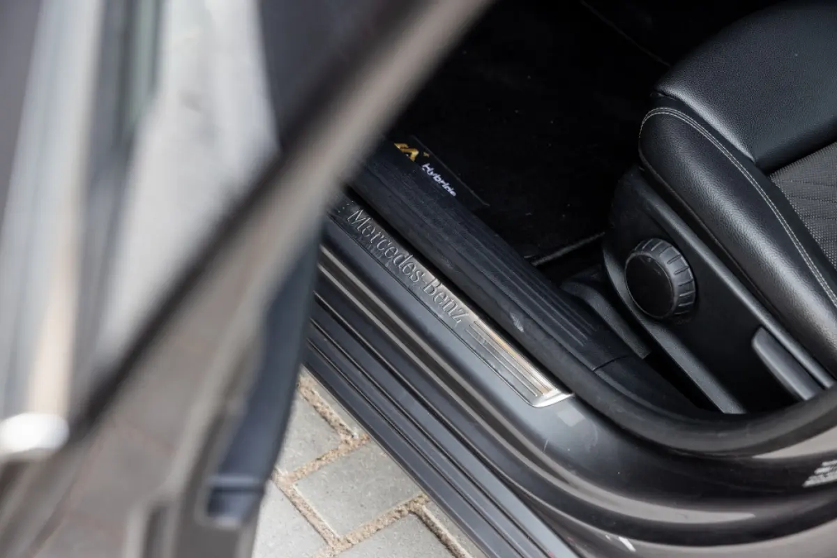 160 Business Sol. | Camera | CarPlay :