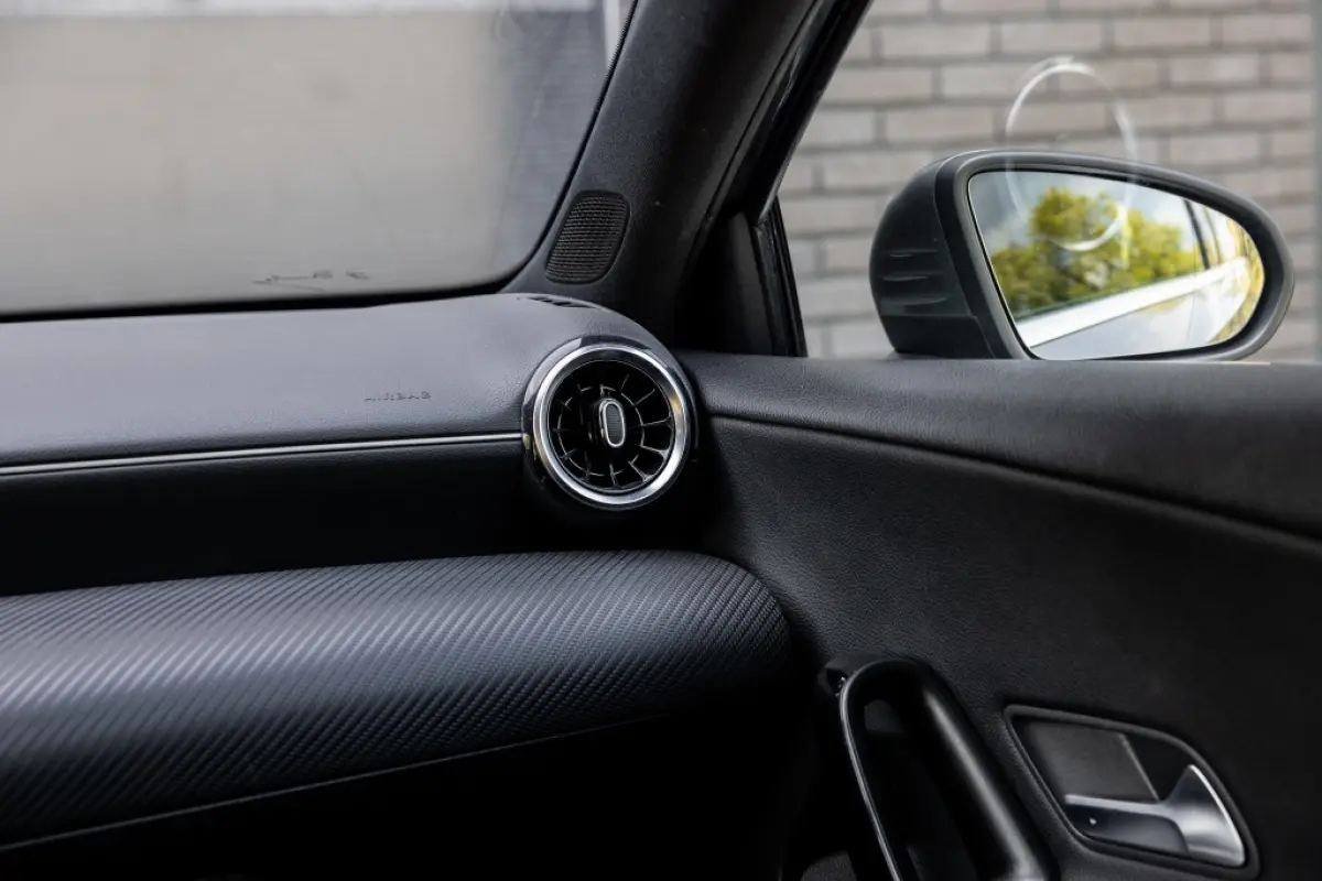 160 Business Sol. | Camera | CarPlay :