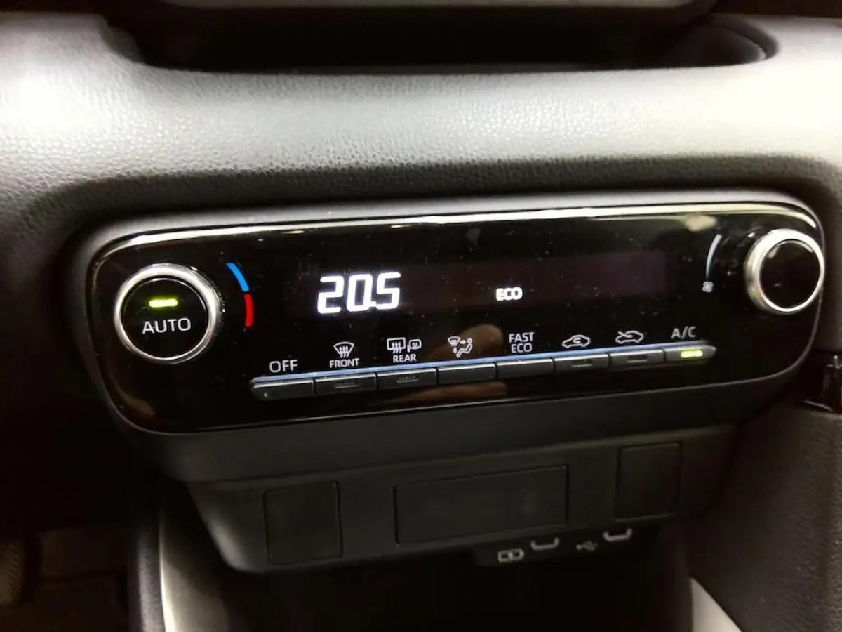 1.5 HYBRID 115 ACTIVE I AUTOMAAT I APPLE CARPLAY I P-CAMERA I ADAPTIVE CRUISE CONTROL