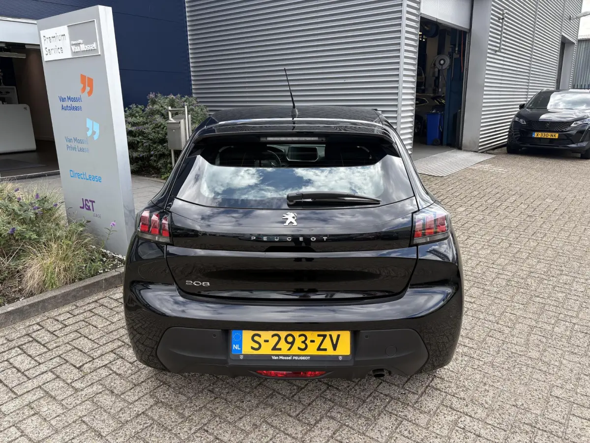 1.2 PureTech Active Pack | Cruise Control | Apple Carplay/ Android Auto | Parkeersensor achter |