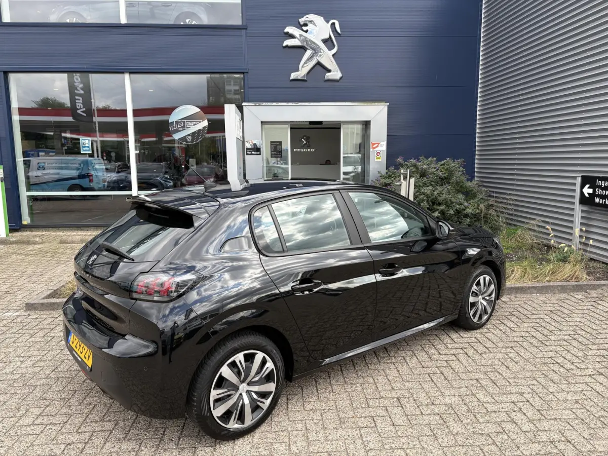 1.2 PureTech Active Pack | Cruise Control | Apple Carplay/ Android Auto | Parkeersensor achter |