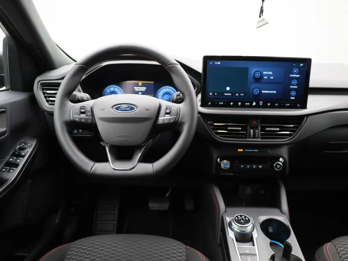 2.5 PHEV ST-Line 242Pk | Navigatie | Trekgewicht Geremd 2100KG! | Apple & Android Carplay | Parkeersensoren Voor & Achter | Achteruitrijcamera | Stoel Verwarming Op Voor & Achter  | Climate 