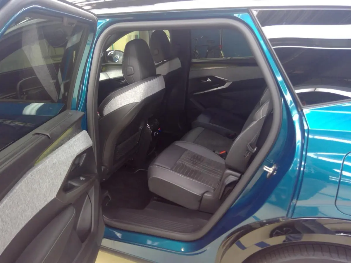 GT Avantage 73 kWh 7p Leder Alcantara