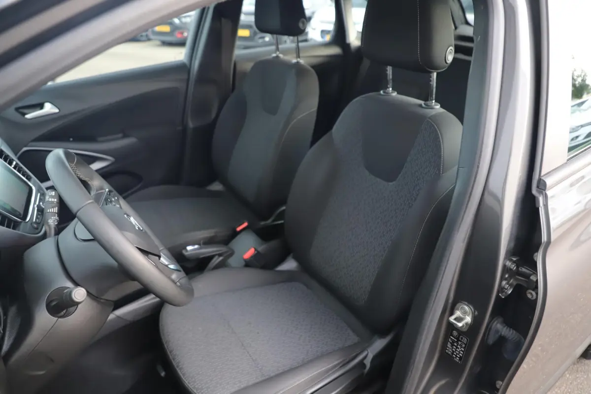 1.2 Edition Trekhaak Carplay Android Navigatie Airco Cruise Control Rijstrooksensor LED