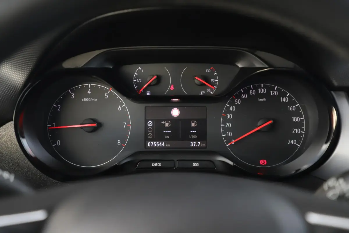 1.2 Edition Trekhaak Carplay Android Navigatie Airco Cruise Control Rijstrooksensor LED
