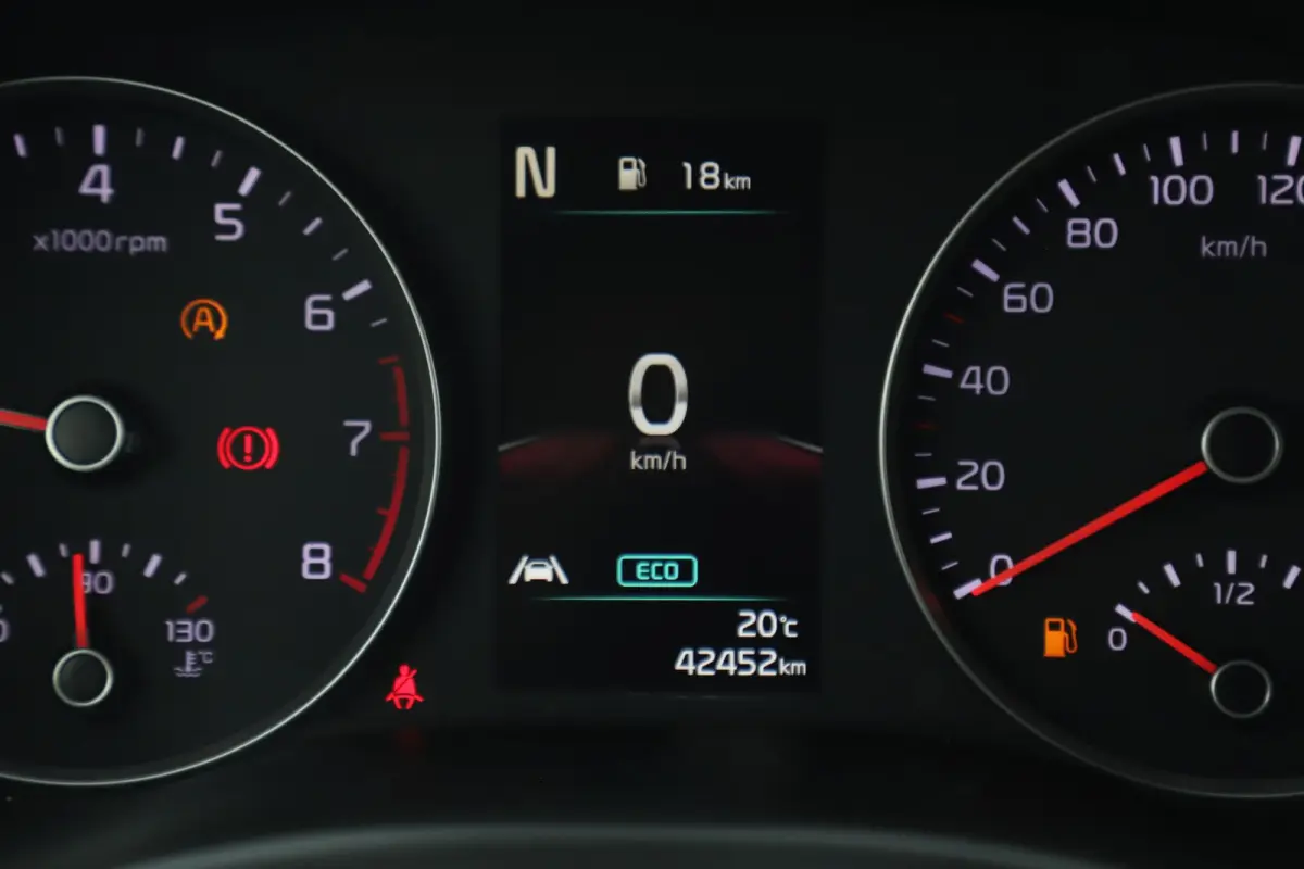 1.0 T-GDi MHEV DynamicPlusLine 101PK LMV Keyless Navigatie Achteruitrijcamera Carplay Android Climate Cruise Control