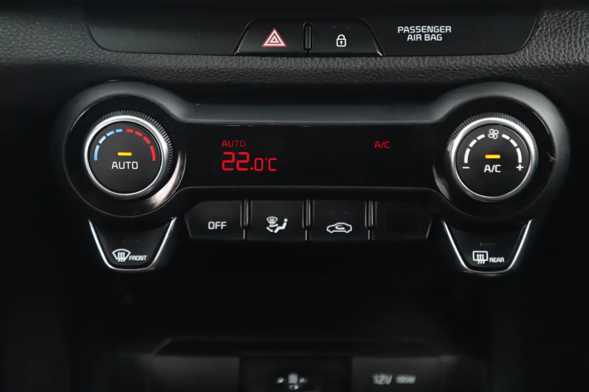 1.0 T-GDi MHEV DynamicPlusLine 101PK LMV Keyless Navigatie Achteruitrijcamera Carplay Android Climate Cruise Control