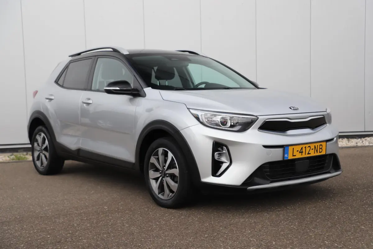 1.0 T-GDi MHEV DynamicPlusLine 101PK LMV Keyless Navigatie Achteruitrijcamera Carplay Android Climate Cruise Control
