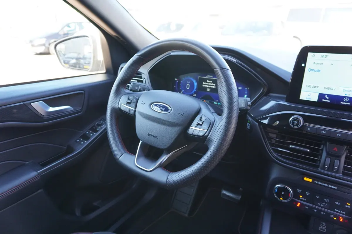 2.5 PHEV ST-Line X Automaat | Navigatie | Trekhaak | Carplay | Vol opties | Elek. Pakket | Inruil mogelijk