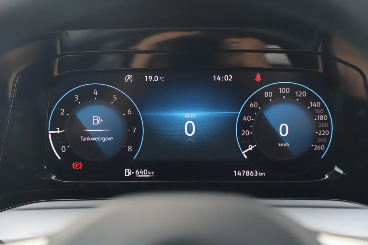 1.0 TSI Life Trekhaak LMV Sportstoelen LED Navigatie Achteruitrijcamera Carplay Android Sfeerverlichting ErgoComfort