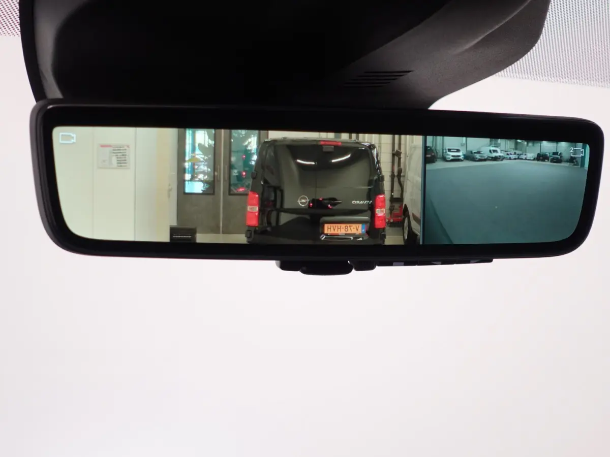 2.0 Diesel 180 S&S L3 Automaat Dubbele Cabine 2 schuifdeuren Apple CarPlay Navigatie Climate Control Camera Cruise Control Trekhaak lichtmetalen velgen