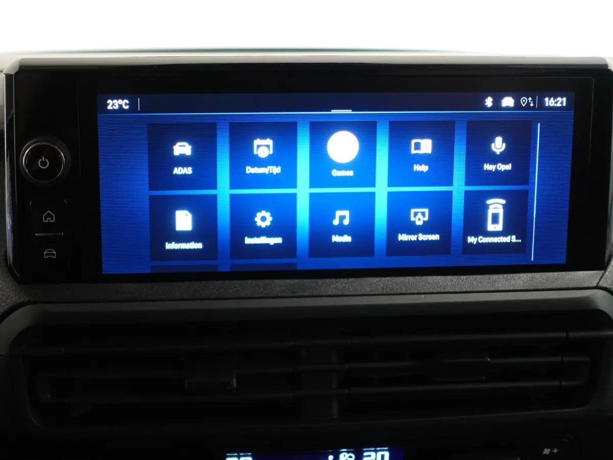 2.0 Diesel 180 S&S L3 Automaat Dubbele Cabine 2 schuifdeuren Apple CarPlay Navigatie Climate Control Camera Cruise Control Trekhaak lichtmetalen velgen