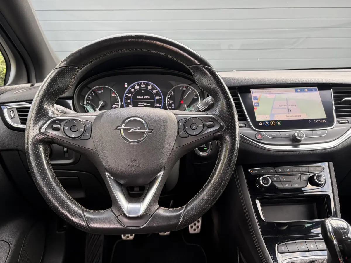 1.2 Ultimate ✓146pk✓Carplay✓Camera✓Stoelverw✓Stuurverw✓Keyless✓Pdc V+A✓Alcantara-Leder✓Clima✓Cruise✓6 Bak✓Rijstrooksensor✓Dodehoeksensor✓17''Lm velgen✓N.A.P✓A