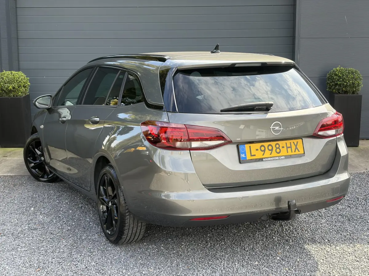 1.2 Ultimate ✓146pk✓Carplay✓Camera✓Stoelverw✓Stuurverw✓Keyless✓Pdc V+A✓Alcantara-Leder✓Clima✓Cruise✓6 Bak✓Rijstrooksensor✓Dodehoeksensor✓17''Lm velgen✓N.A.P✓A