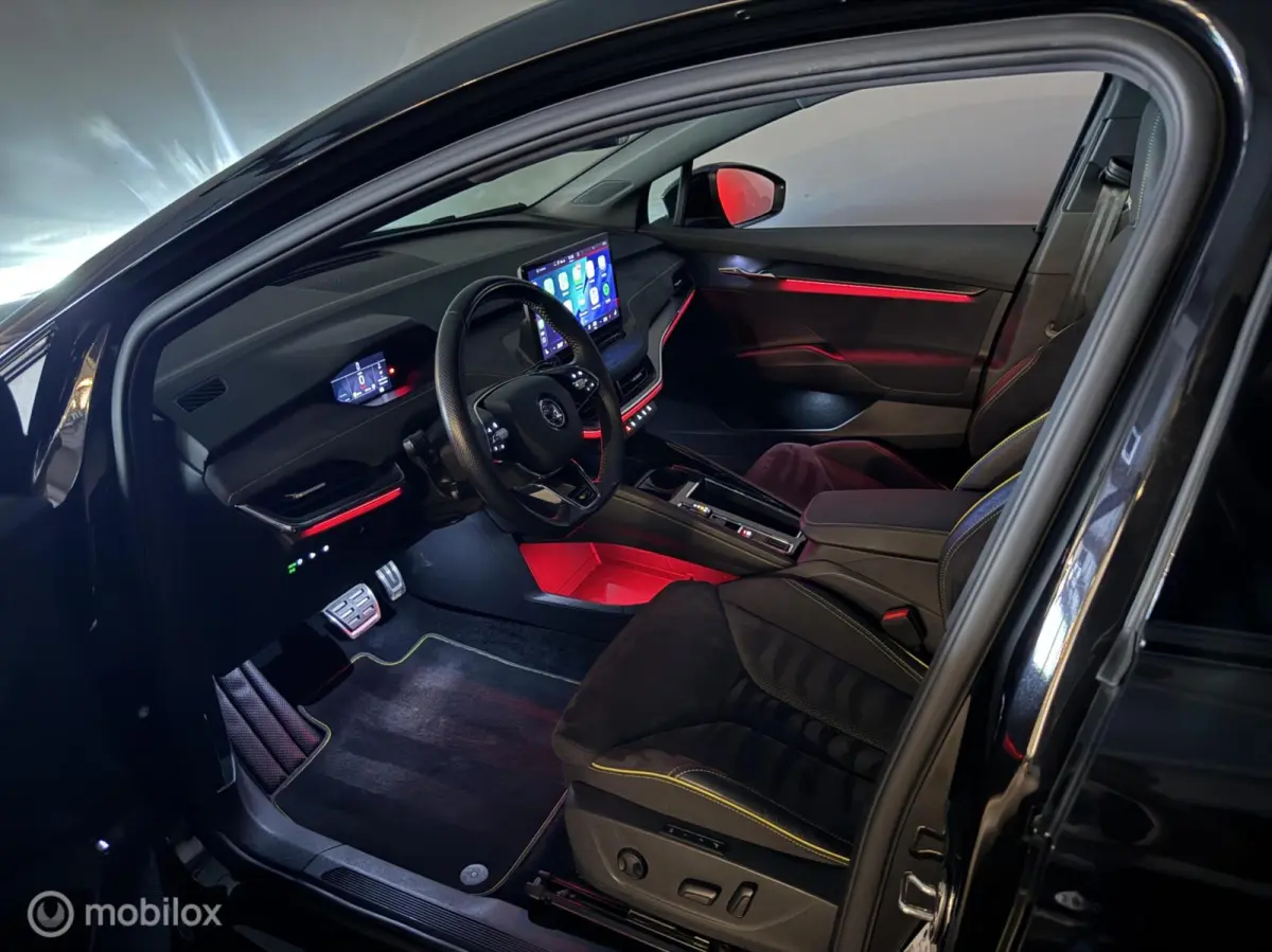 iV 80 RS | SOH 93% | AD. CRUISE | KEYLESS