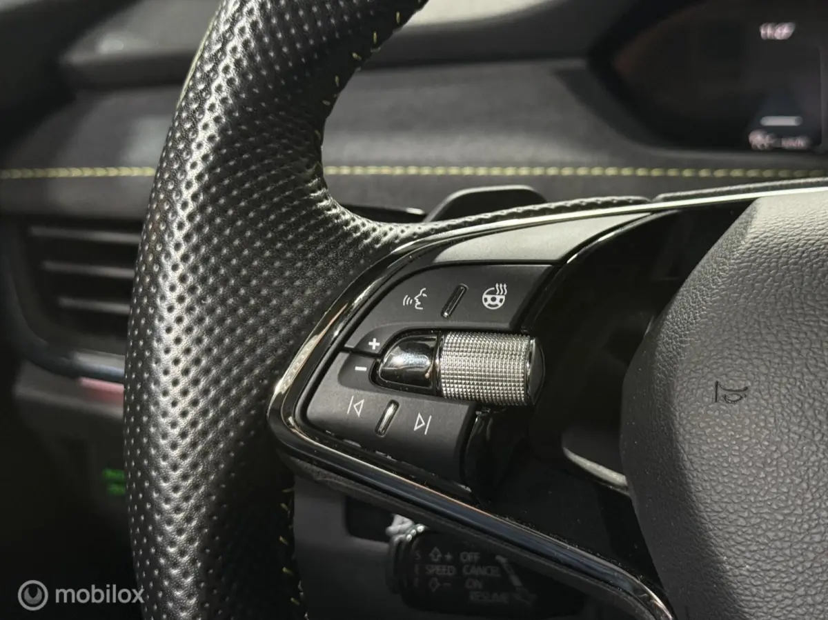iV 80 RS | SOH 93% | AD. CRUISE | KEYLESS