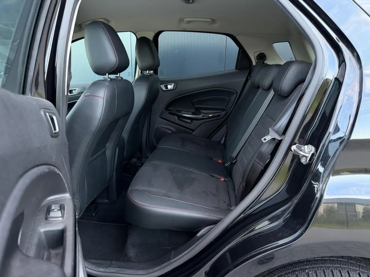 1.0 EcoBoost ST-Line Black Navi - Stoelverwarming - Keyless