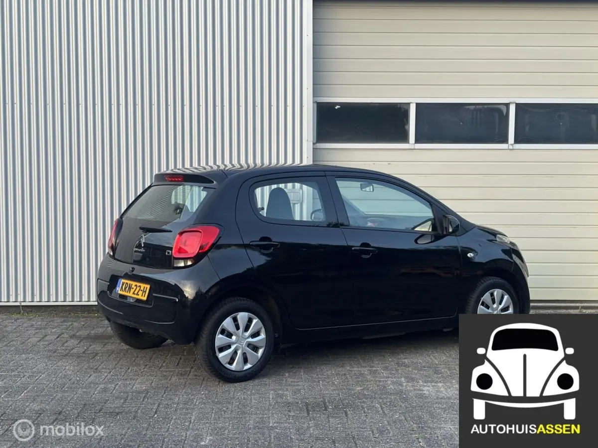 1.0 VTi Live, lage kilometer, 2 jaar apk!