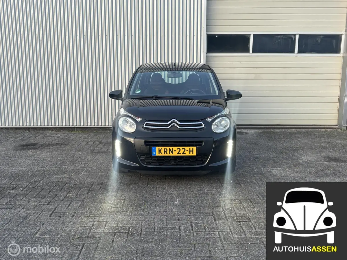 1.0 VTi Live, lage kilometer, 2 jaar apk!