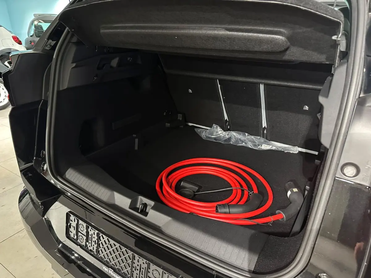 Max Comfort Range 74 kWh | Panorama dak | Adaptive Cruise | Memory seats | Stoel- Massage + Verwarming + Ventilatie | DIRECT LEVERBAAR