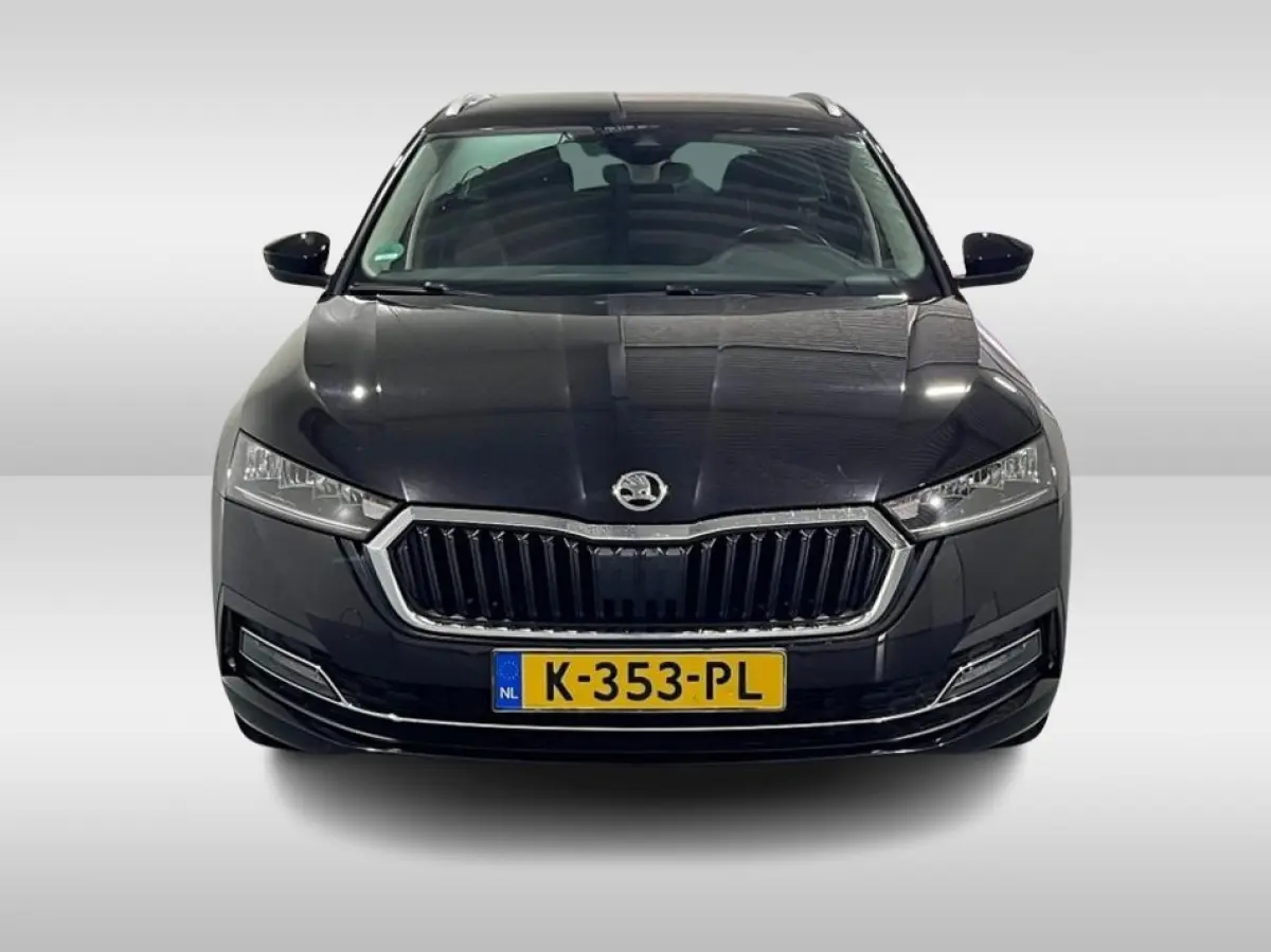 1.0 TSI Business Edition|Carplay|Clima|PDC!