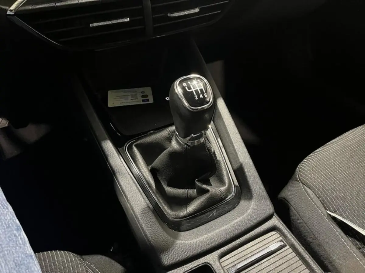 1.0 TSI Business Edition|Carplay|Clima|PDC!