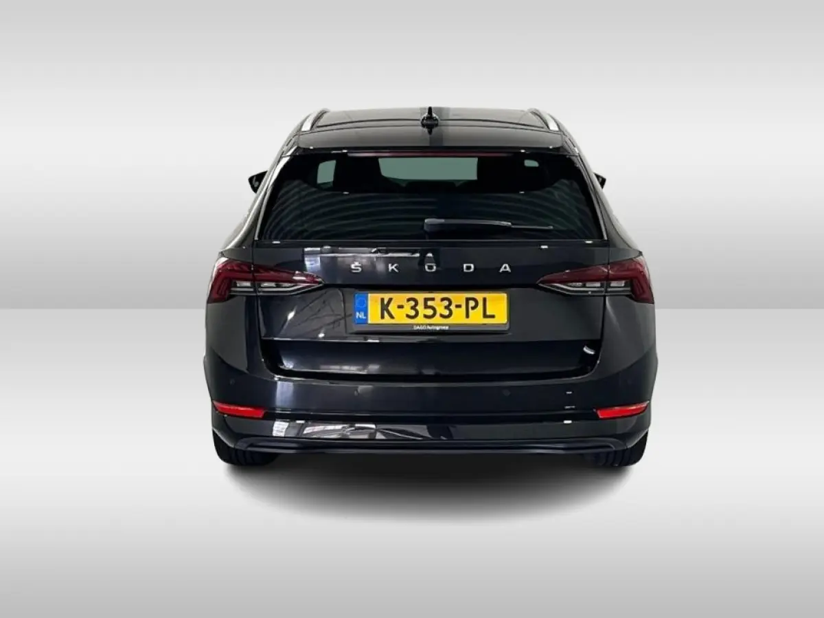 1.0 TSI Business Edition|Carplay|Clima|PDC!