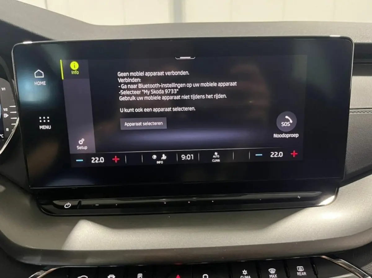 1.0 TSI Business Edition|Carplay|Clima|PDC!