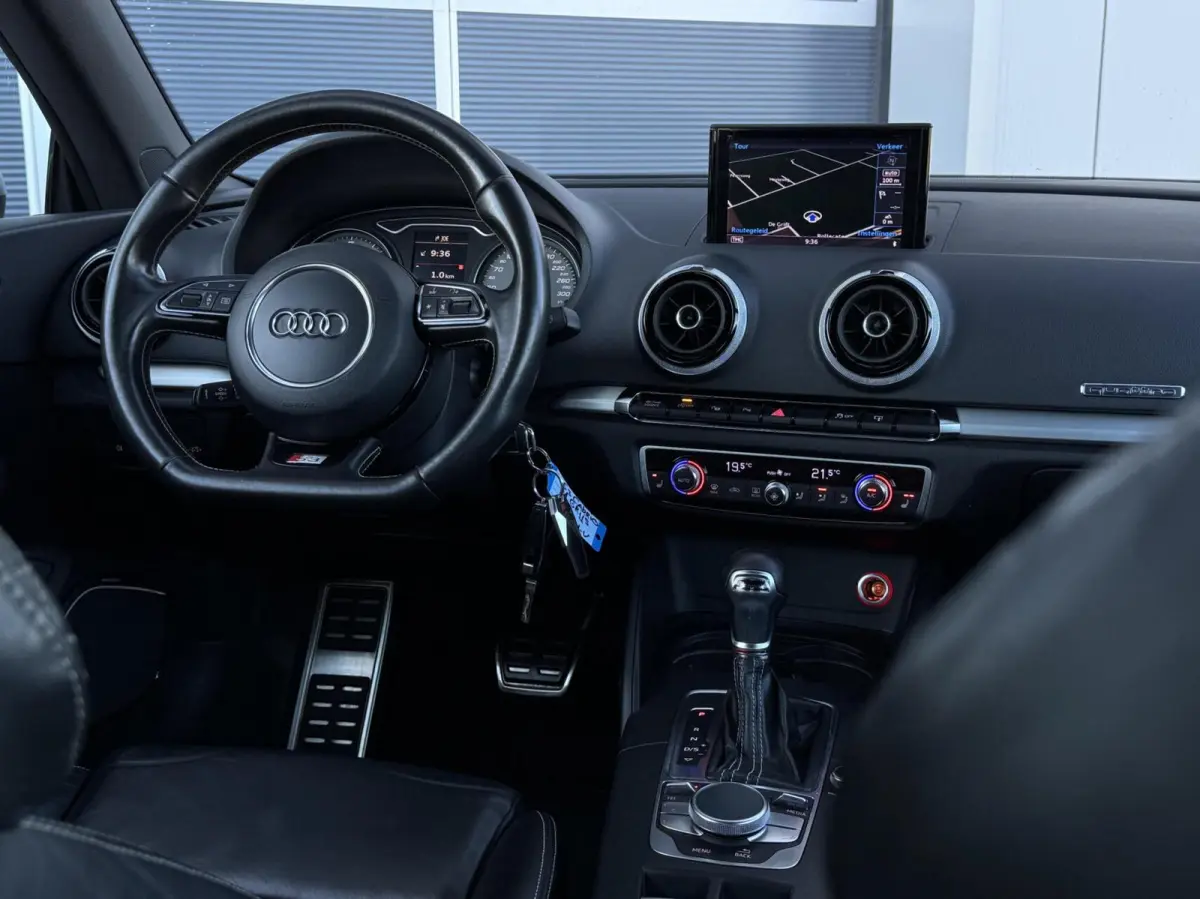 2.0 TFSI S3 quattro Automaat | Ruit leder | B&O | Xenon | Navigatie | Cruise | Climate | Stoelverwarming | Sensoren