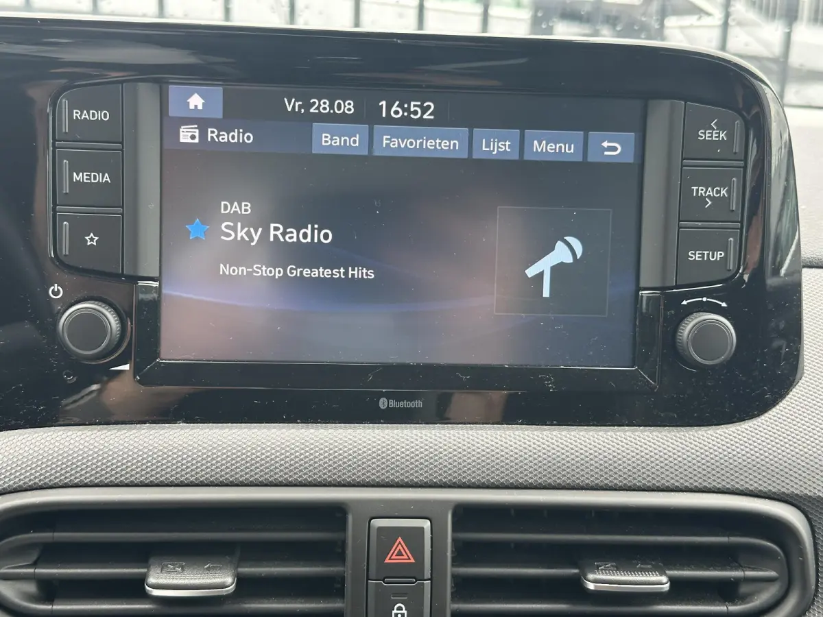 1.0 Comfort / Apple Carplay/Android Auto / Airco / Cruise control /