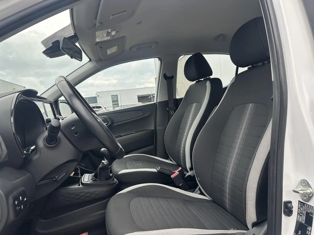 1.0 Comfort / Apple Carplay/Android Auto / Airco / Cruise control /