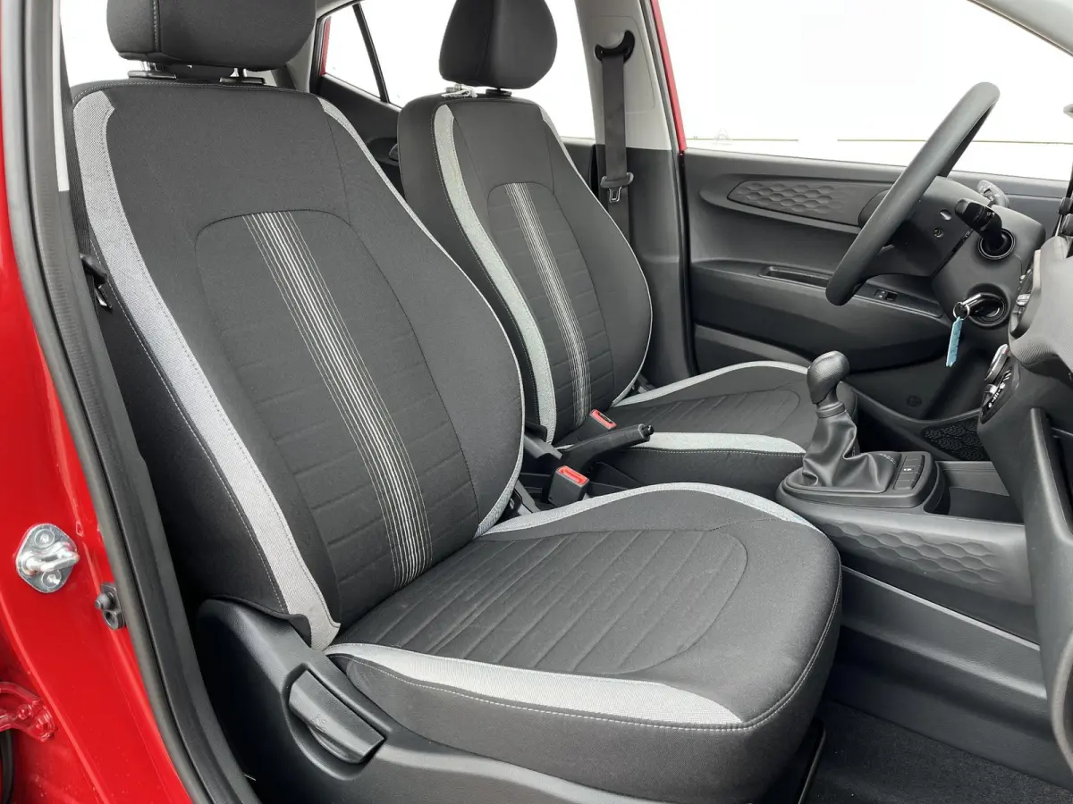 1.0 Comfort / Apple Carplay/Android Auto / audio-navigatie full map / achteruitrijcamera /